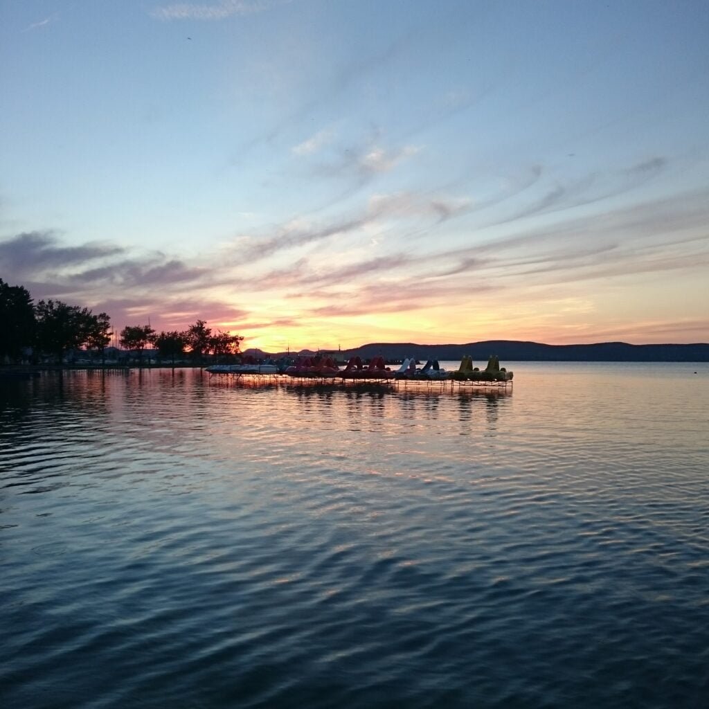 Balaton szállás Fonyód kiadó Balatoni apartman kiadó nyaraló